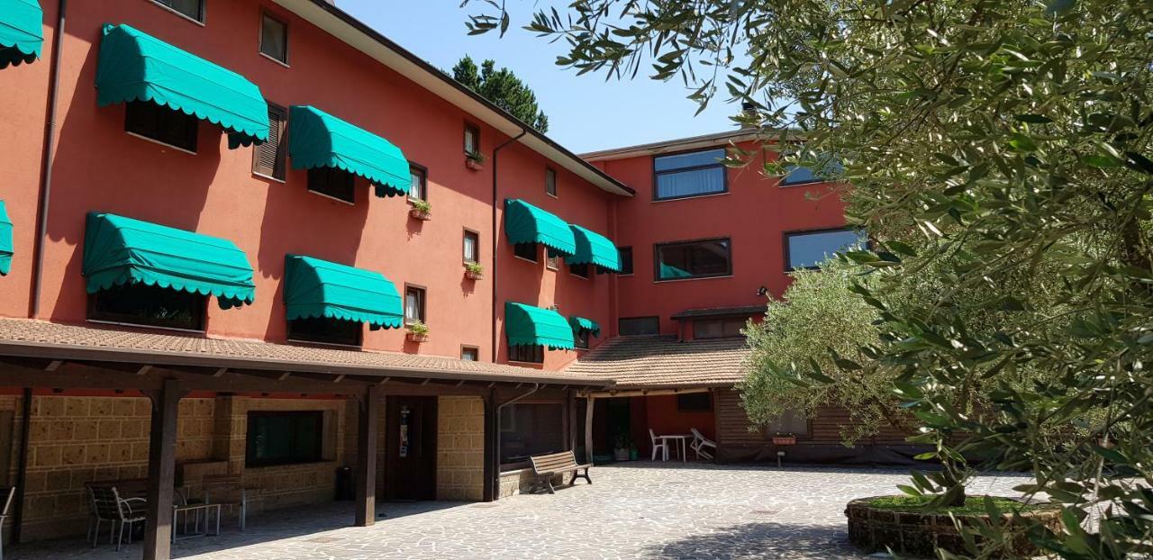 הוילה Contrada  Agriturismo Ricciardelli מראה חיצוני תמונה
